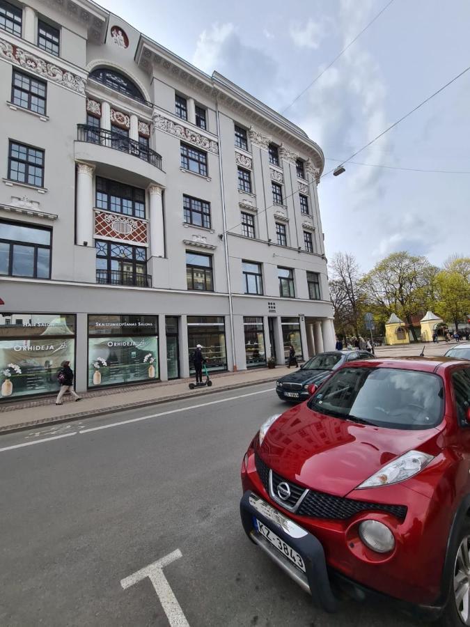 Huoneisto Art Deco One-bedroom In Library House With Free 5g Wifi